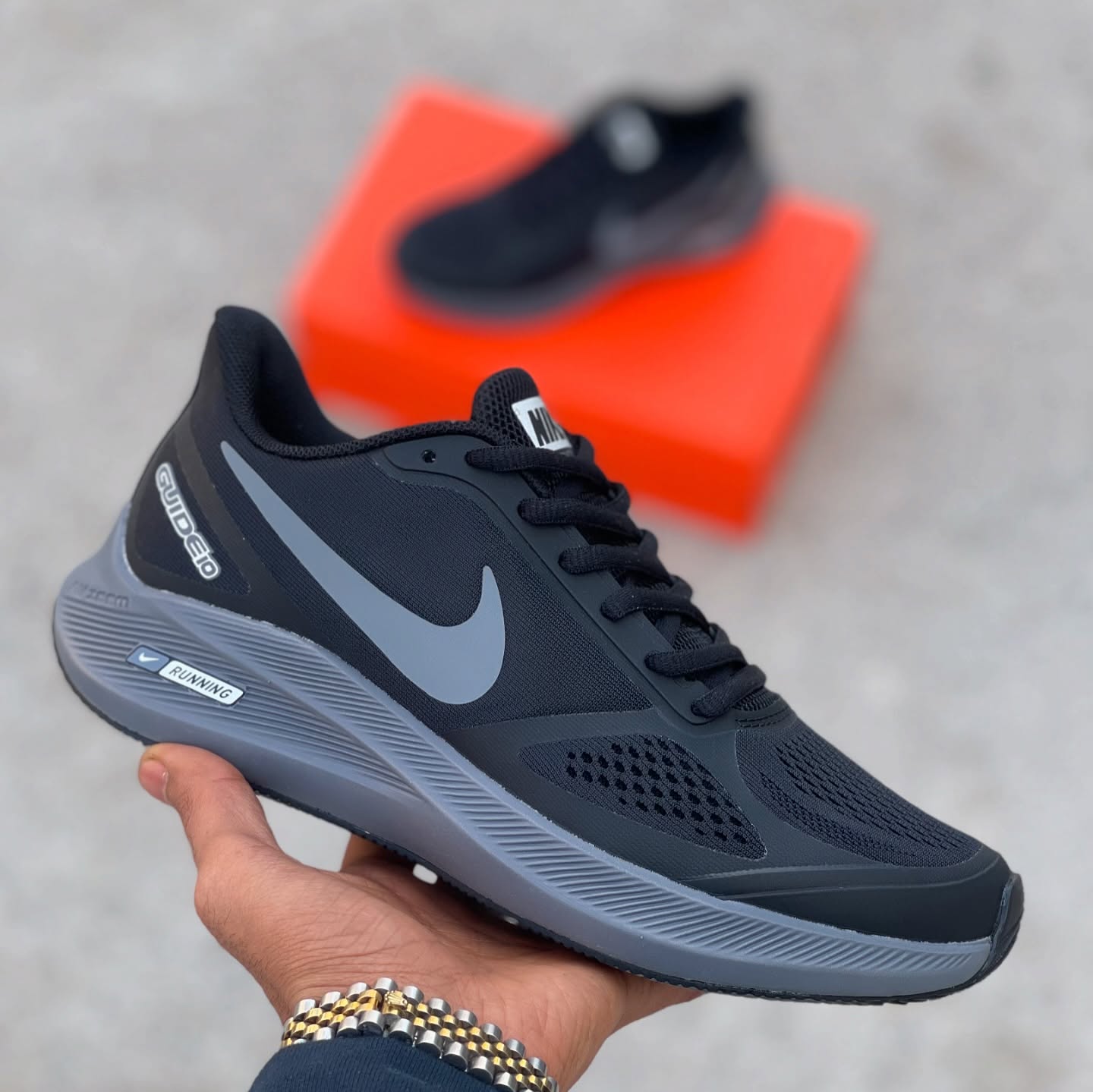 نایک گاید ۱۰