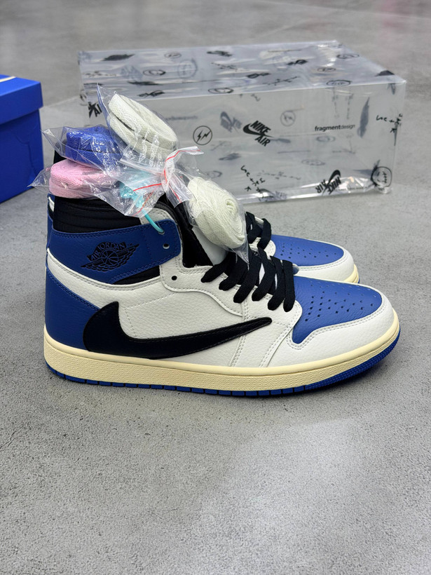 کفش جردن ۱ ساقدار تراویس فرگمنت برند جردن - کتونی راروس