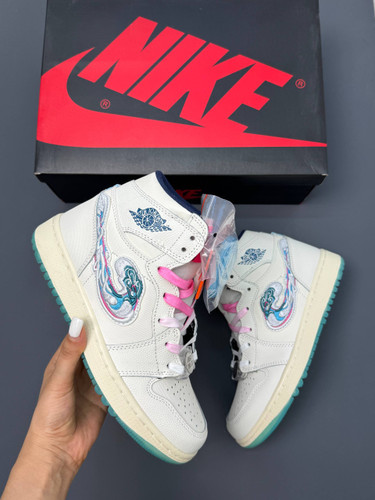 کفش جردن 1 ساقدار گلف پیبل باچ برند جردن - کتونی راروس