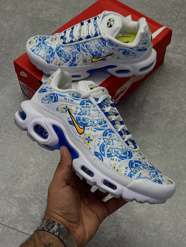 کفش نایک تی ان برند نایک - کتونی راروس