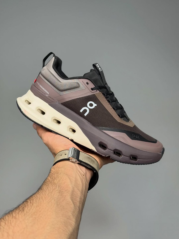 کفش ان رانینگ Swiss Engineering برند ان رانینگ - کتونی راروس