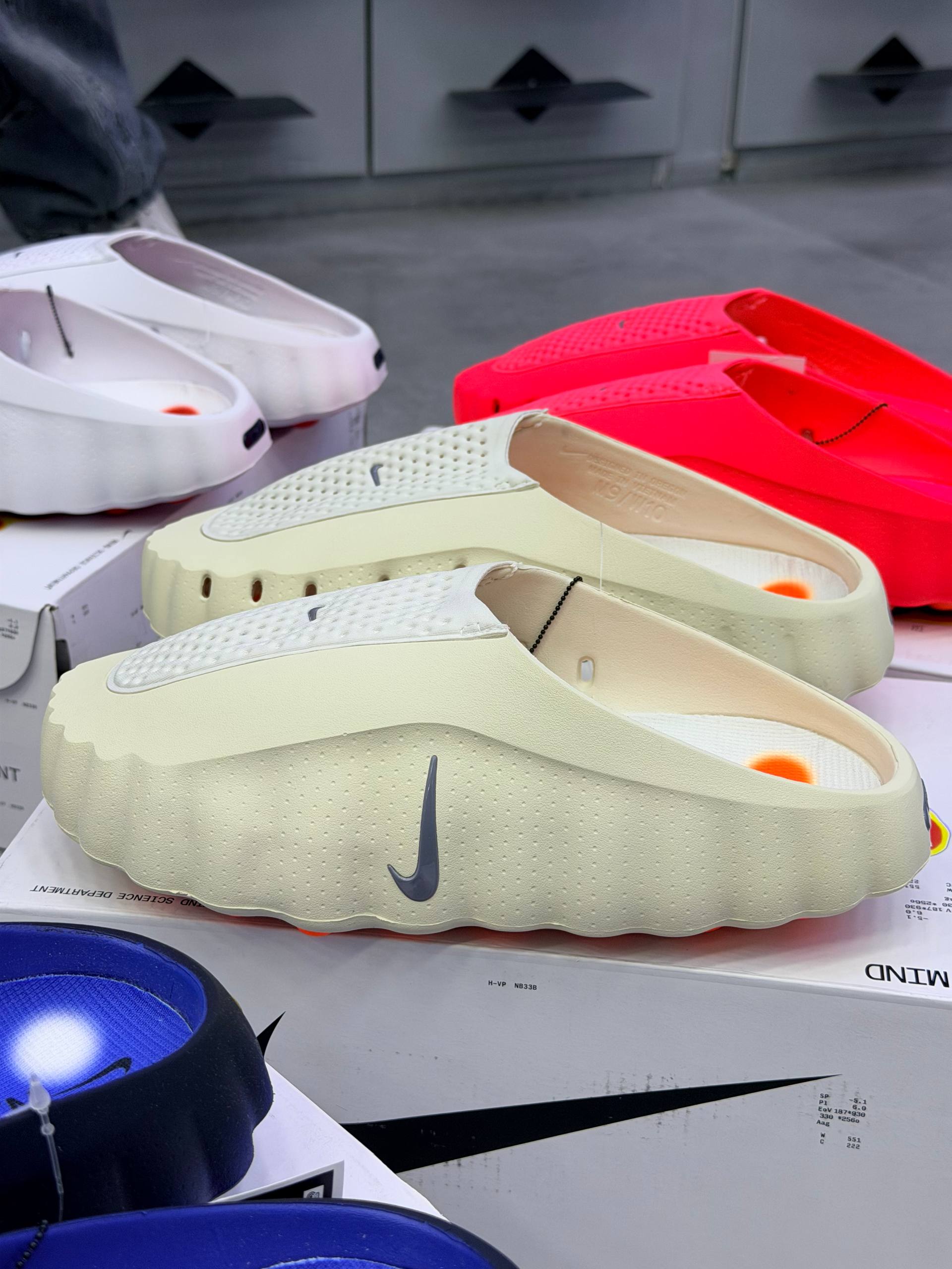 Nike slipper MIND اسلیپر نایکی میند